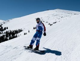 When Does Ski Season End in Washington