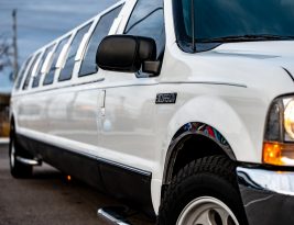 Prom Night in London: Arriving in Style with the Perfect Limo